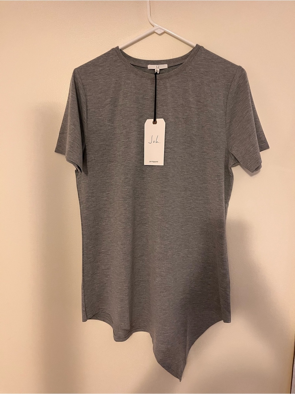 Joh Asymmetrical Hem Short Sleeve Tee - Gray